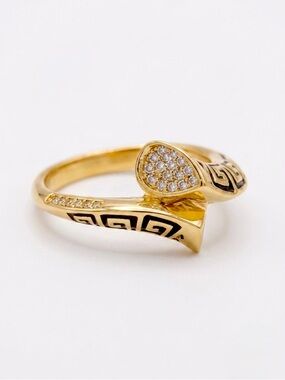 18k Yellow Gold plated with Cubic Zircon Ring Size 9